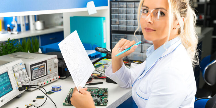 8 razones para admirar a una MUJER INGENIERA 2022