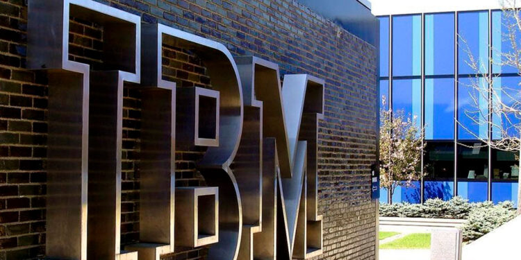 IBM lanza 7 Cursos en Línea Gratis de competencias digitales para profesionales (con Certificado)