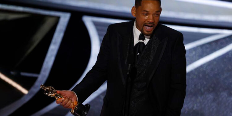 Vetan por 10 años a Will Smith de los Oscar