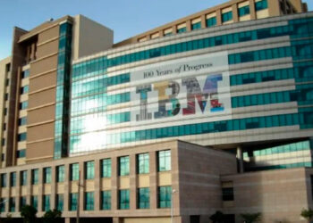 IBM Lanza en línea y gratis Certificado Profesional de Analista de Datos