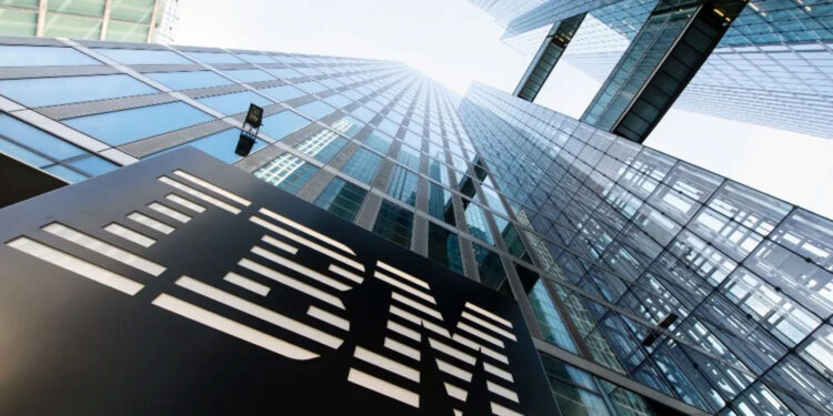 IBM Lanza Certificado Profesional de Analista de Datos ¡Es Gratis y en Línea!