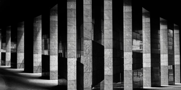 Curso de Análisis Estático Lineal y No Lineal de Estructuras