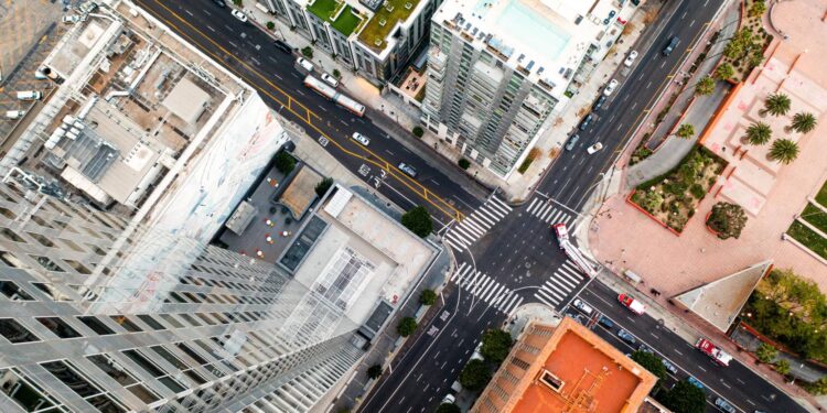 Ingeniería en proyectos de infraestructura urbana